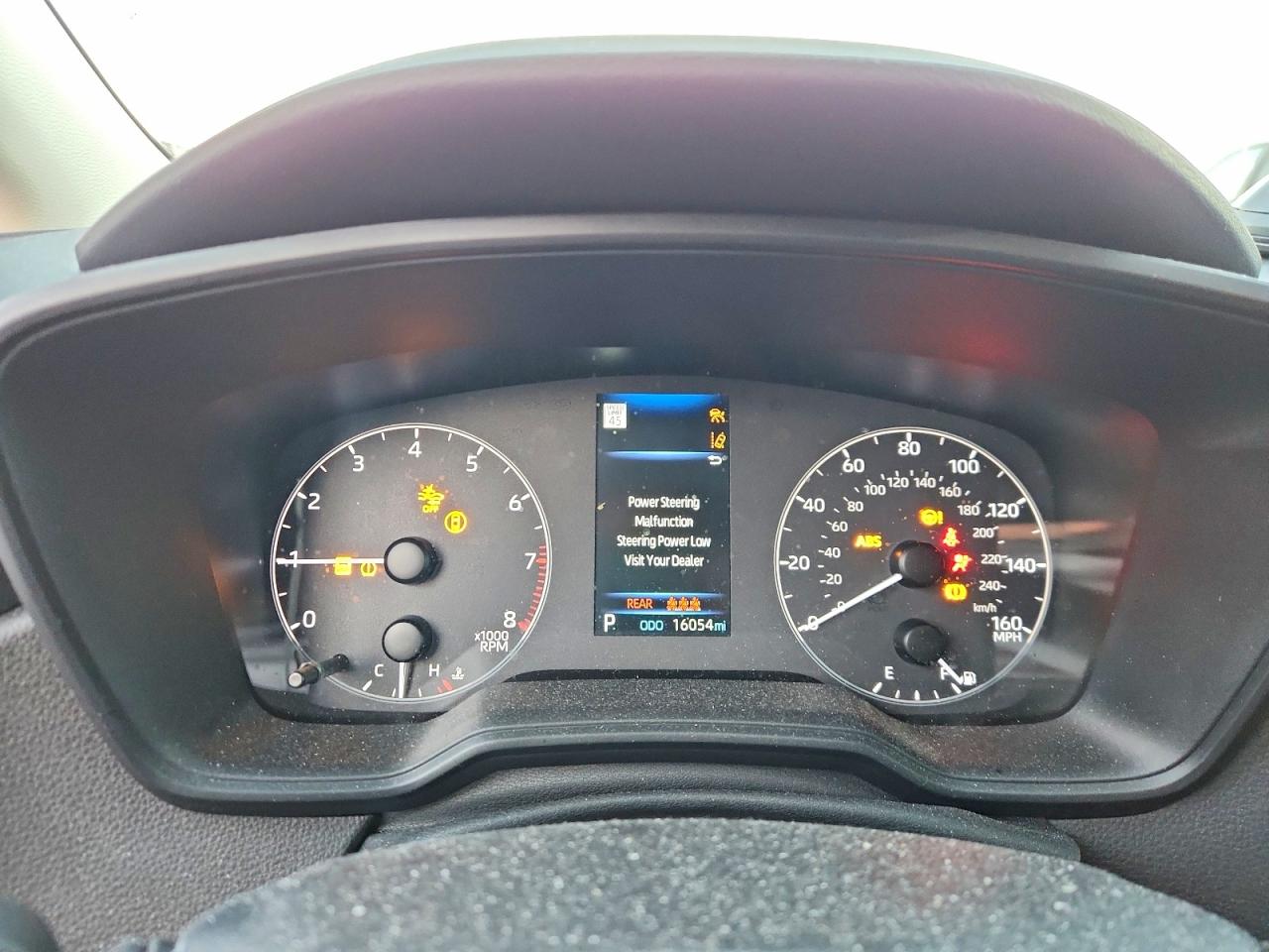 2025 TOYOTA COROLLA LE photo 9