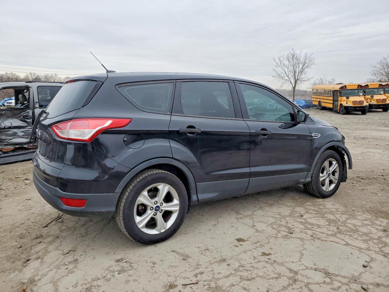 2016 FORD ESCAPE S photo 3