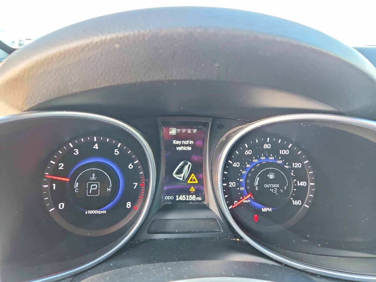 2014 HYUNDAI SANTA FE GLS photo 9