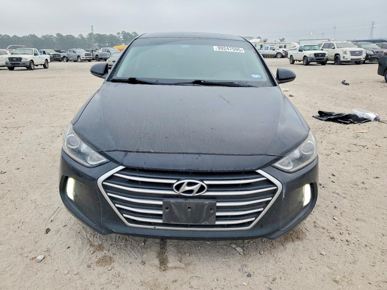 2017 HYUNDAI ELANTRA SE photo 5