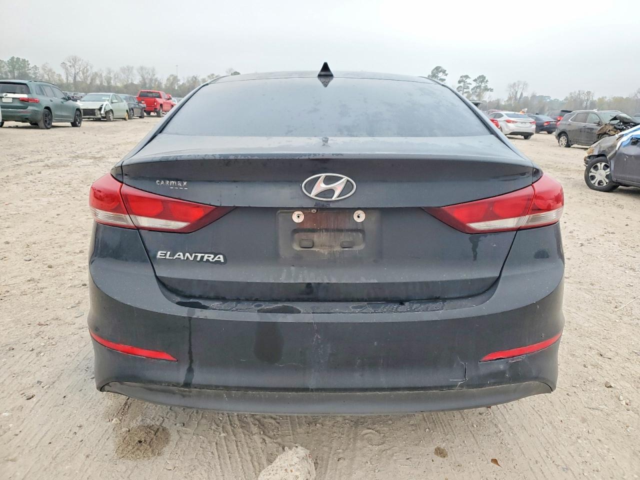 2017 HYUNDAI ELANTRA SE photo 6
