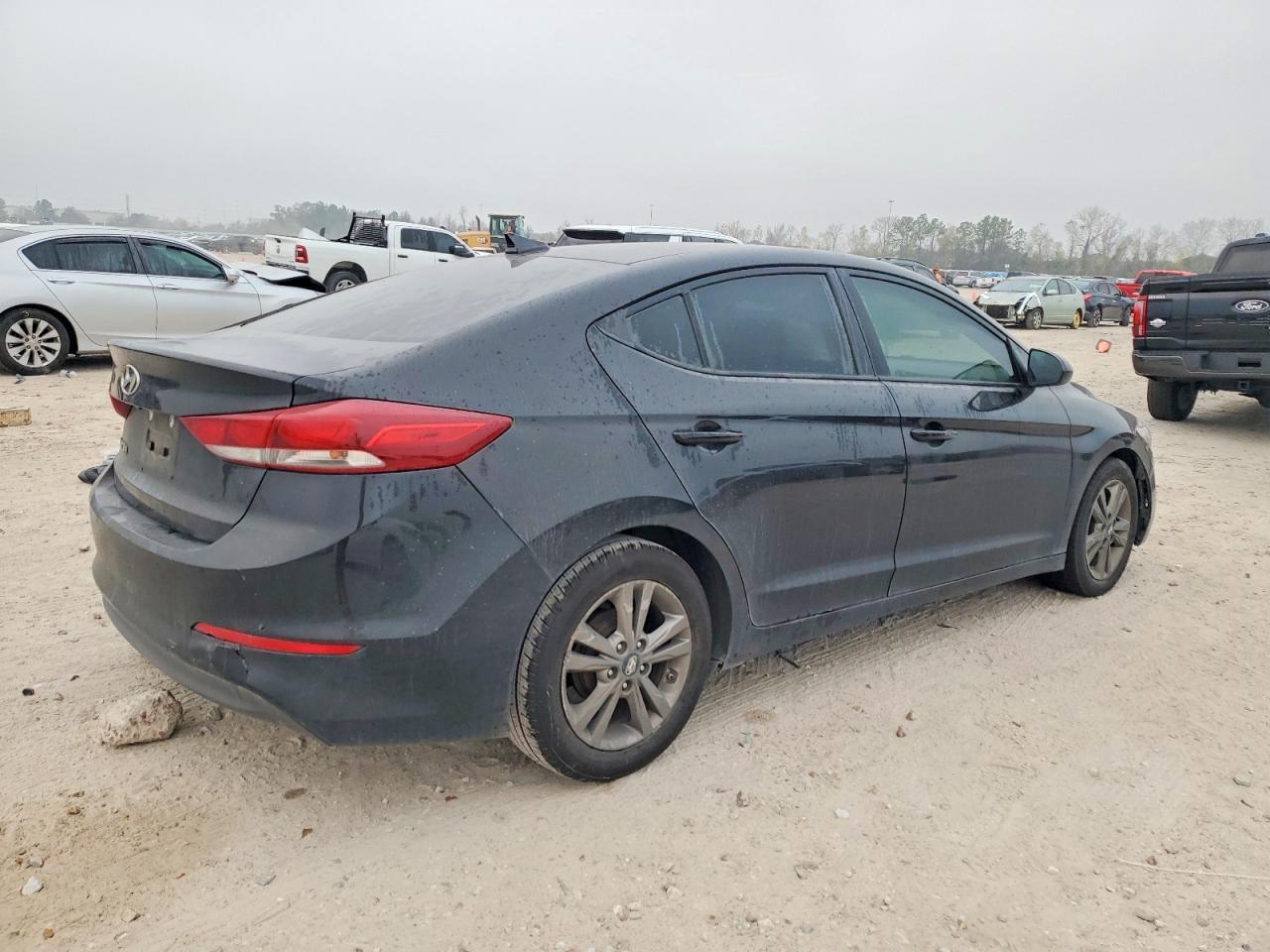 2017 HYUNDAI ELANTRA SE photo 3