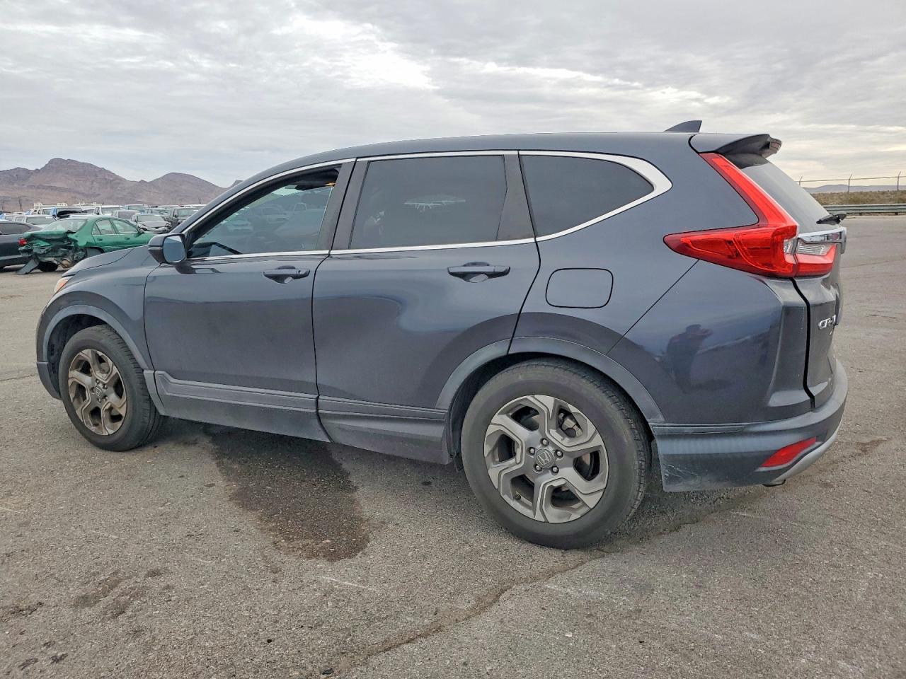 2018 HONDA CR-V photo 2
