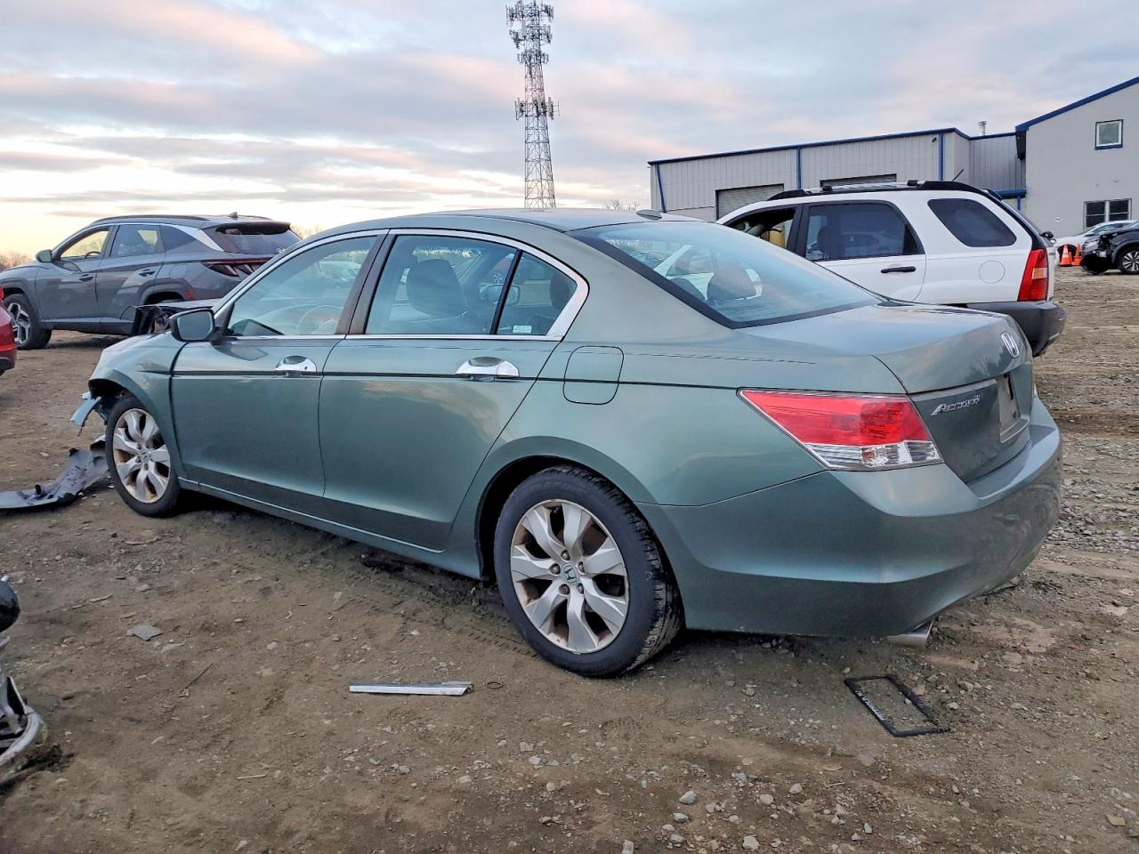 2009 HONDA ACCORD photo 2