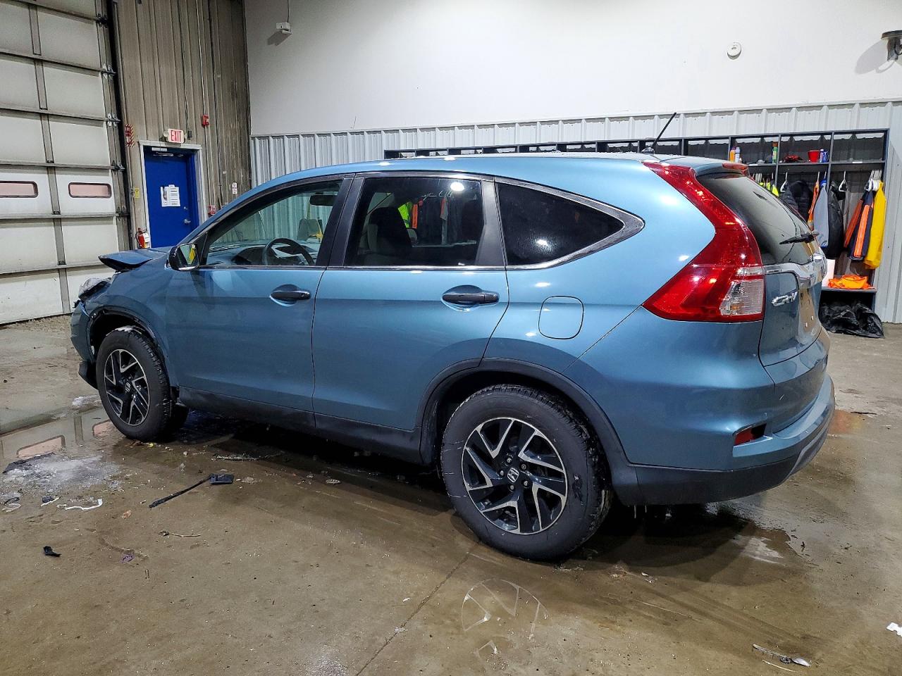 2016 HONDA CR-V SE photo 2