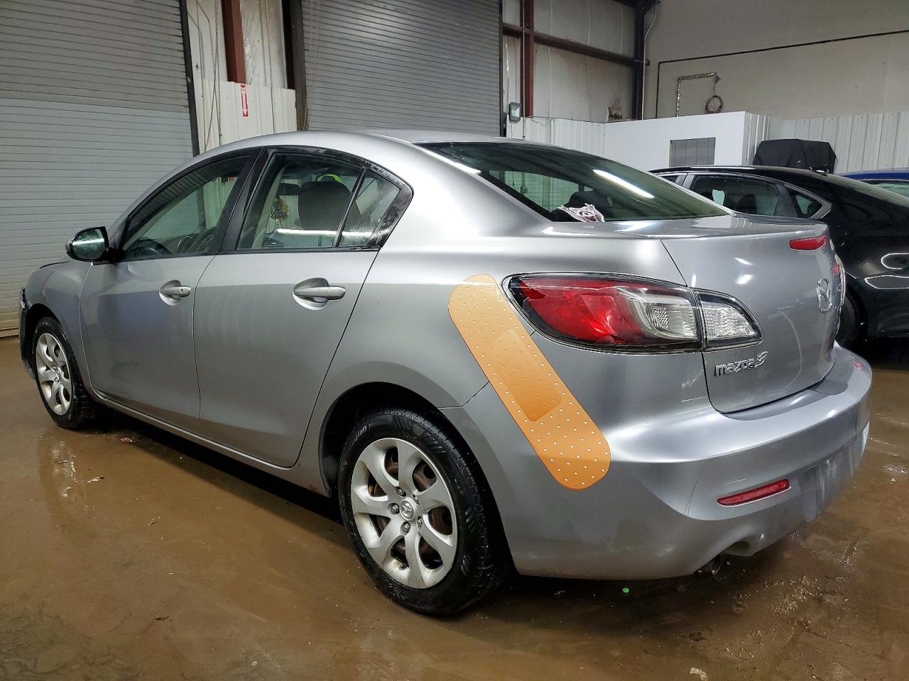 2013 MAZDA 3 I photo 2