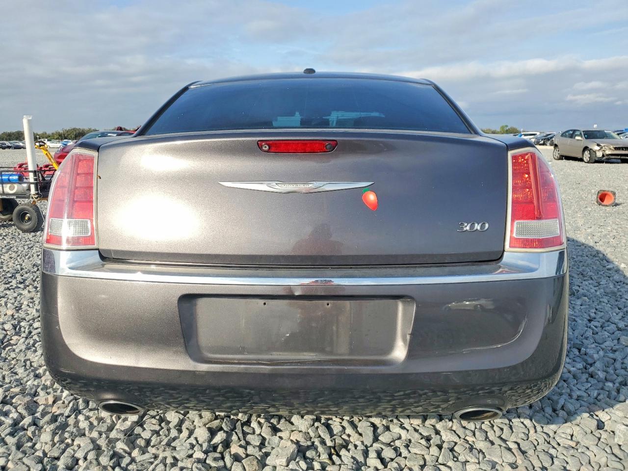 2014 CHRYSLER 300 photo 6