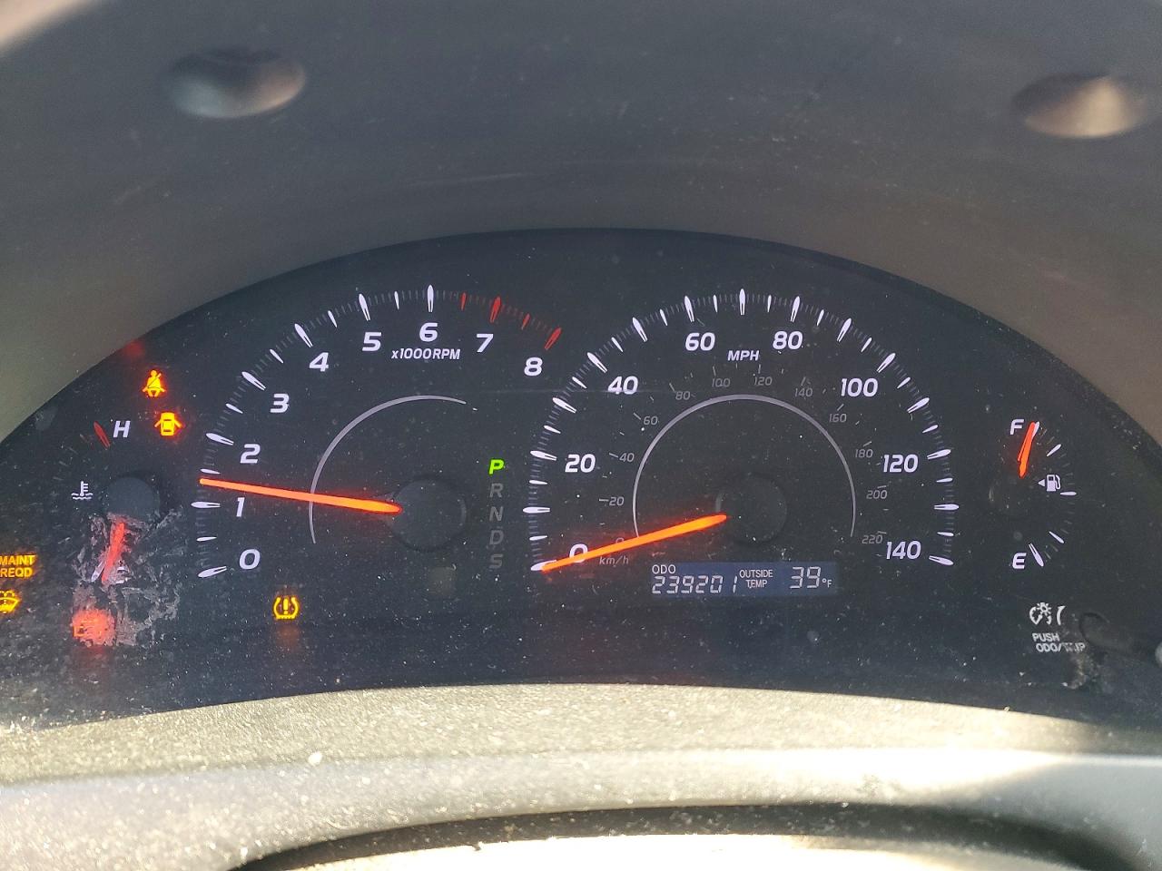 2010 TOYOTA CAMRY BASE photo 9