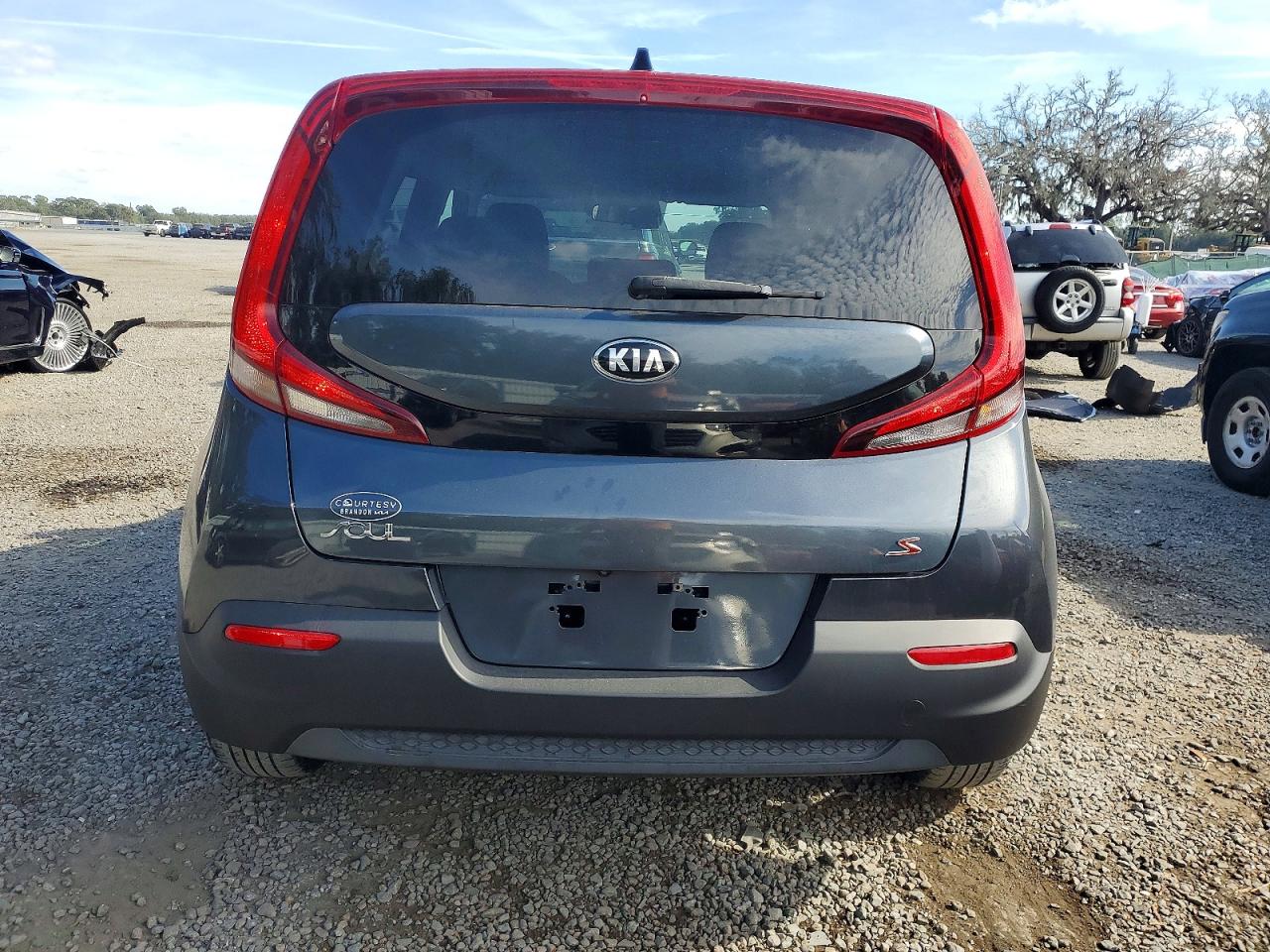 2020 KIA SOUL LX photo 6