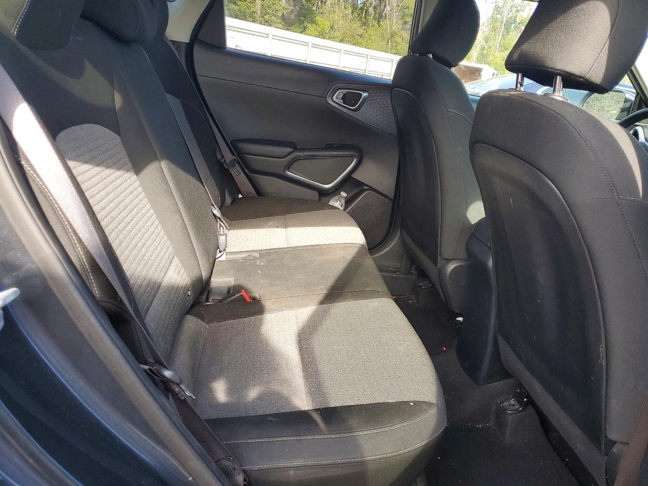 2020 KIA SOUL LX photo 10