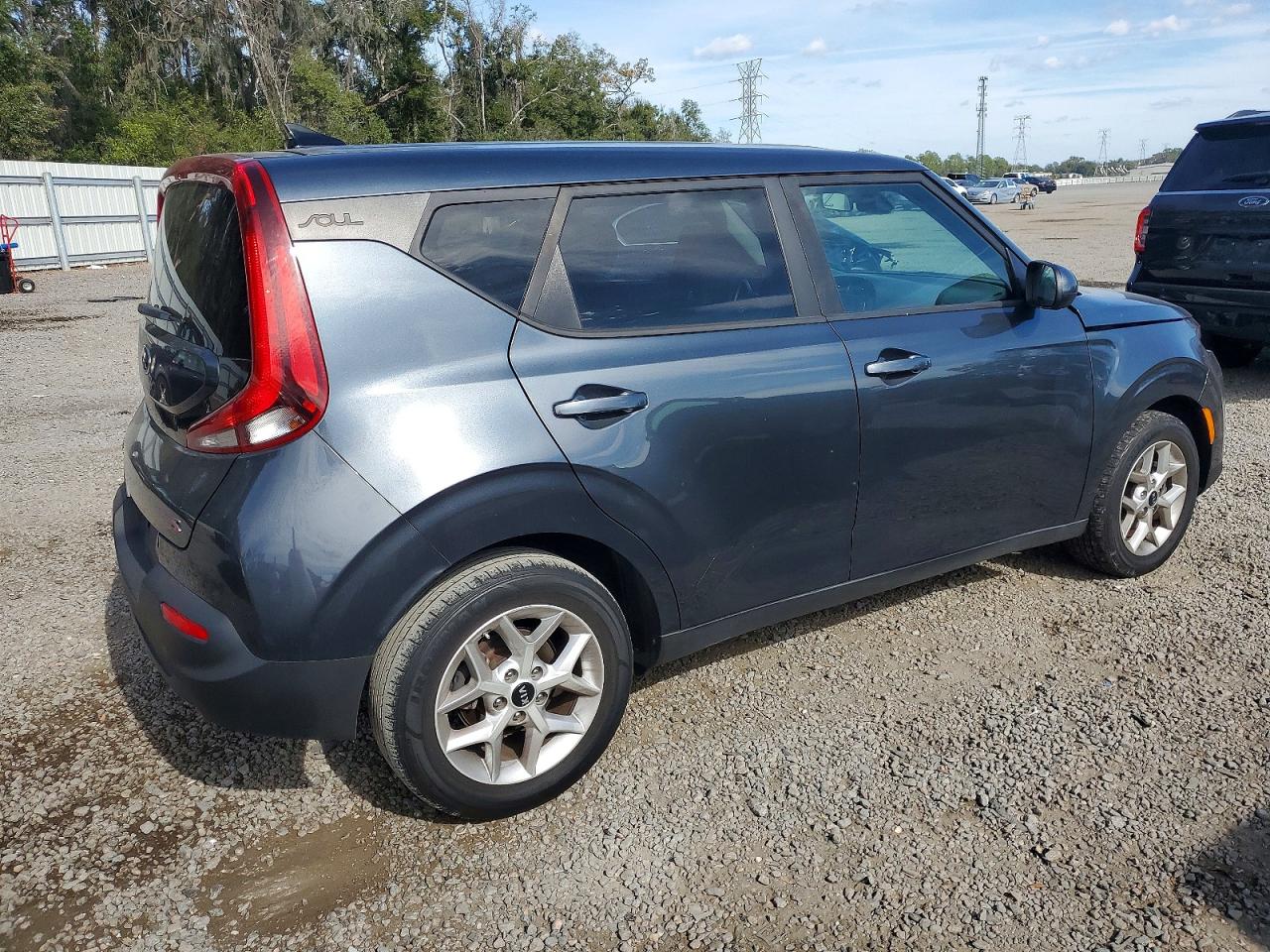 2020 KIA SOUL LX photo 3