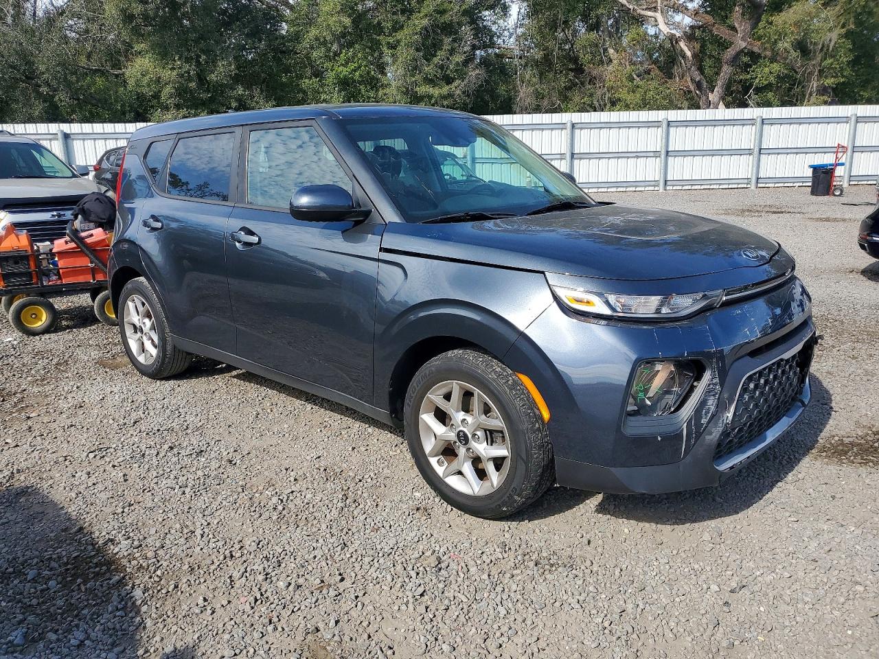 2020 KIA SOUL LX photo 4