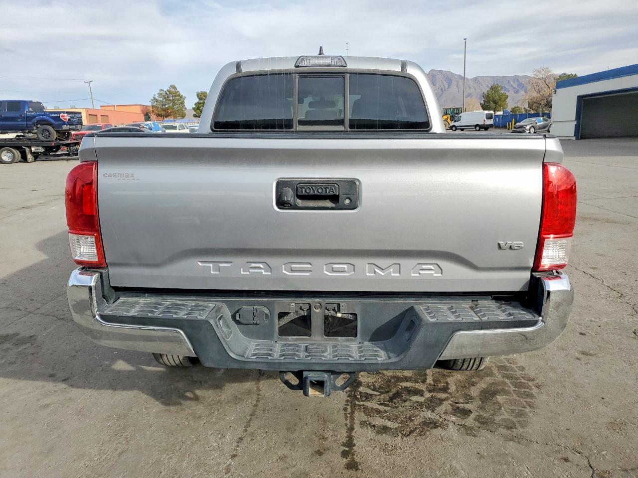 2017 TOYOTA TACOMA DOUBLE CAB photo 6
