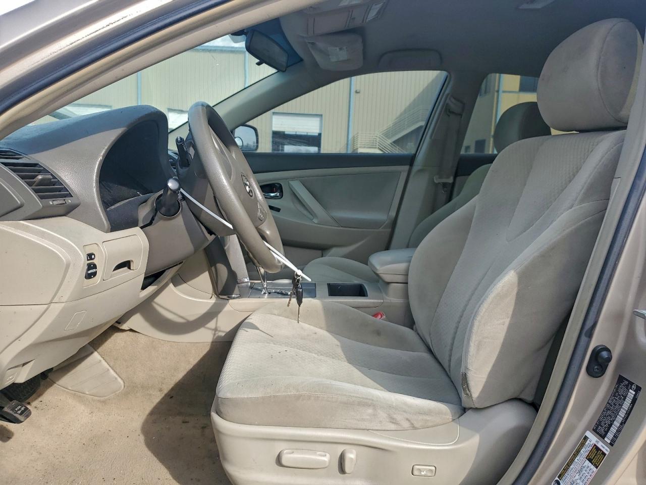 2009 TOYOTA CAMRY BASE photo 7