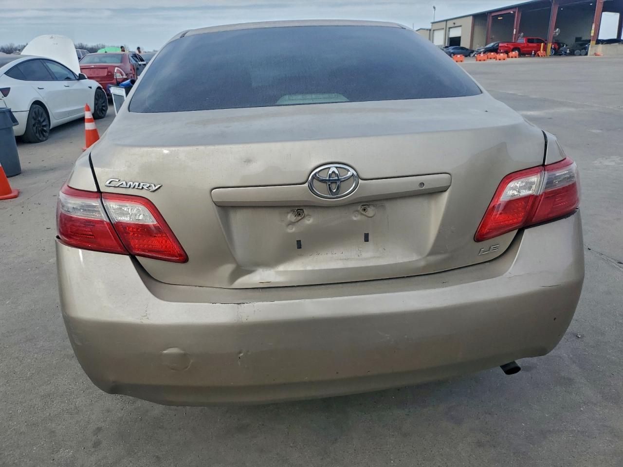 2009 TOYOTA CAMRY BASE photo 6