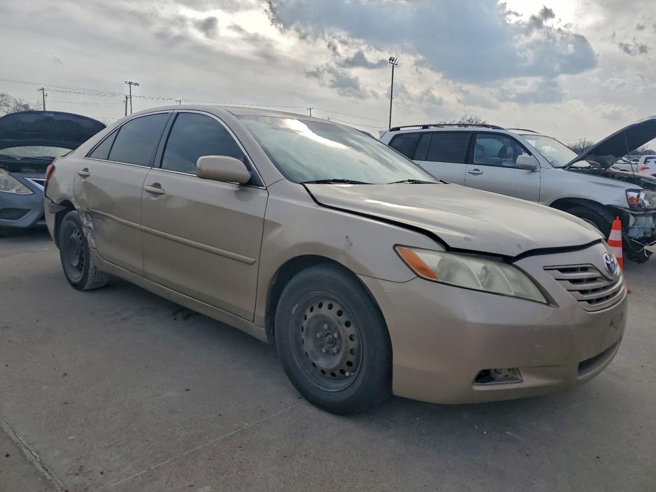 2009 TOYOTA CAMRY BASE photo 4