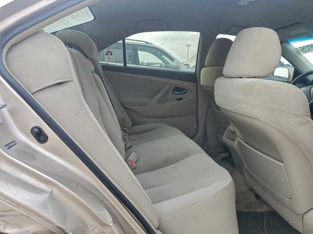 2009 TOYOTA CAMRY BASE photo 10