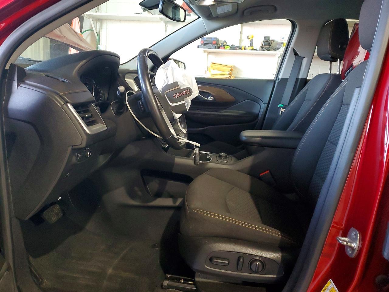 2019 GMC TERRAIN SLE photo 7