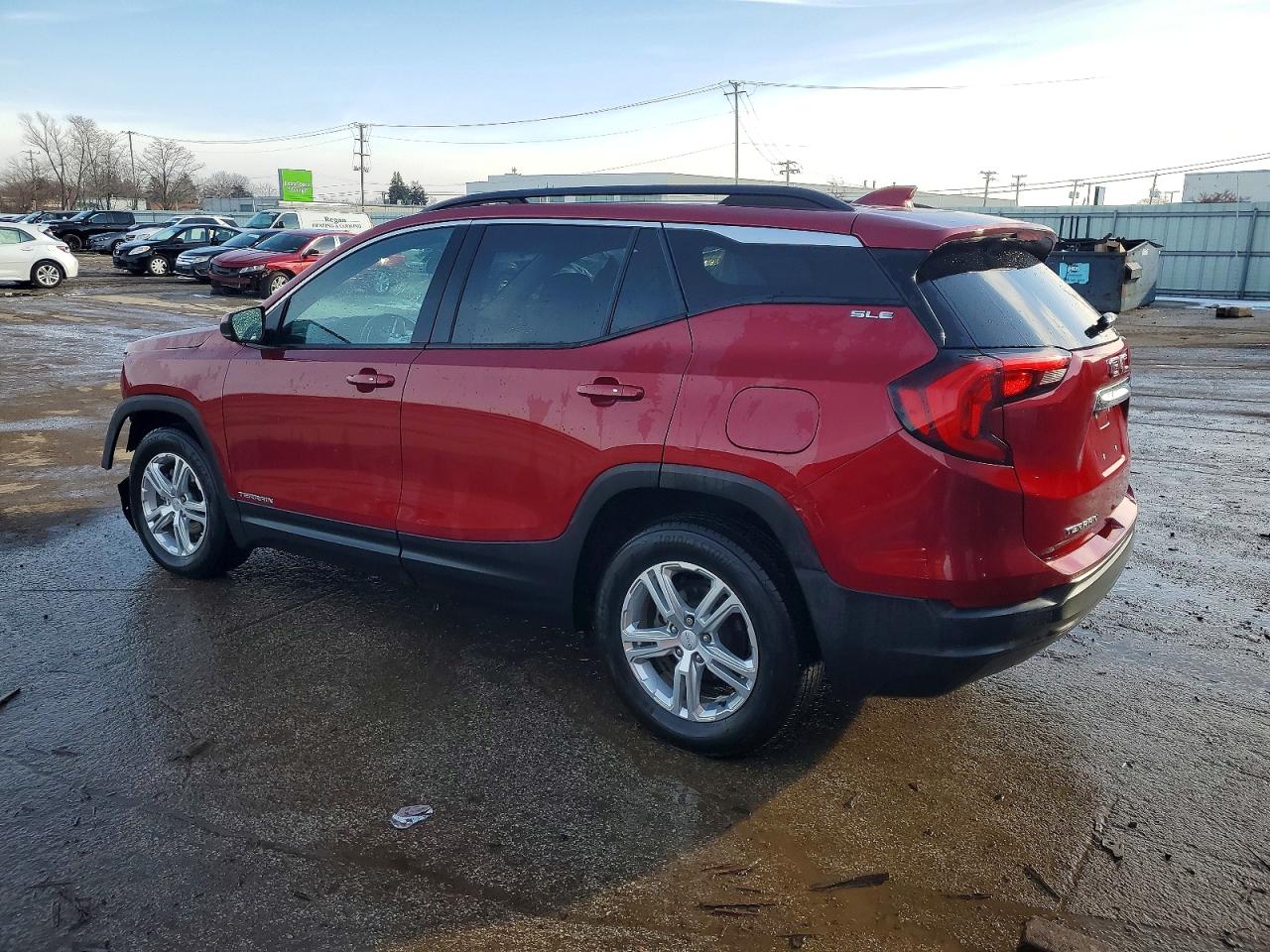 2019 GMC TERRAIN SLE photo 2