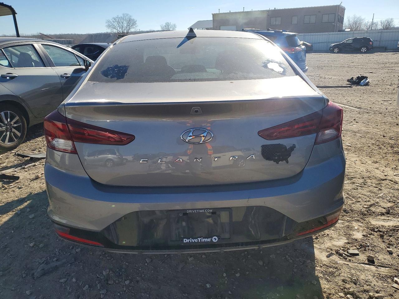 2020 HYUNDAI ELANTRA SEL photo 6
