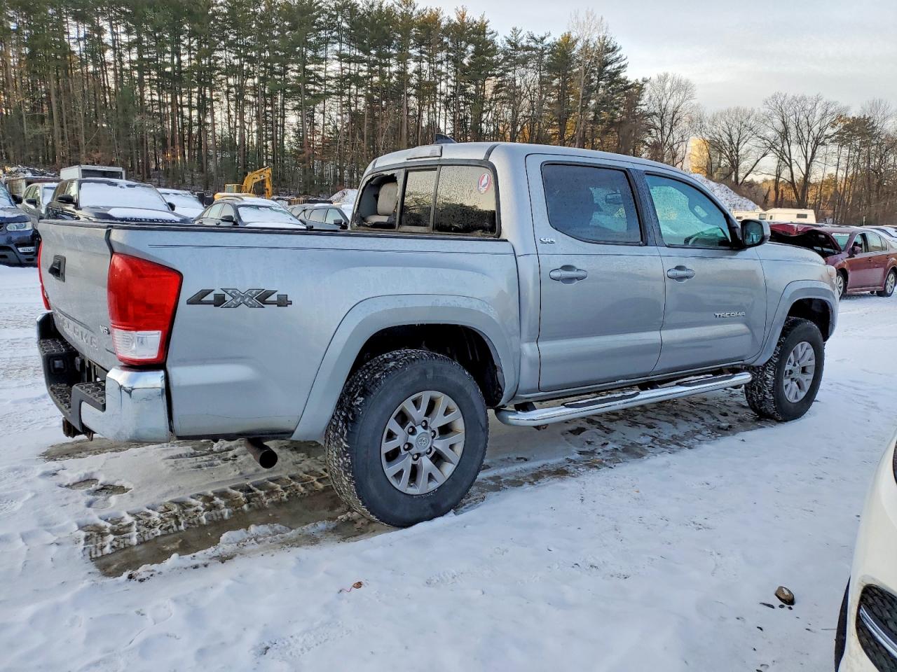 2017 TOYOTA TACOMA DOUBLE CAB photo 3