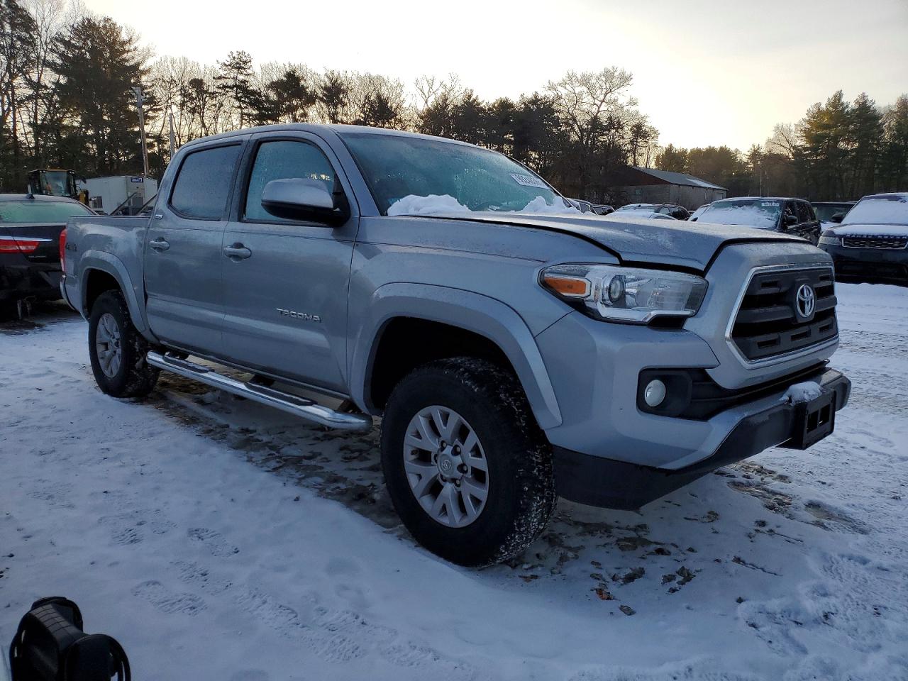 2017 TOYOTA TACOMA DOUBLE CAB photo 4