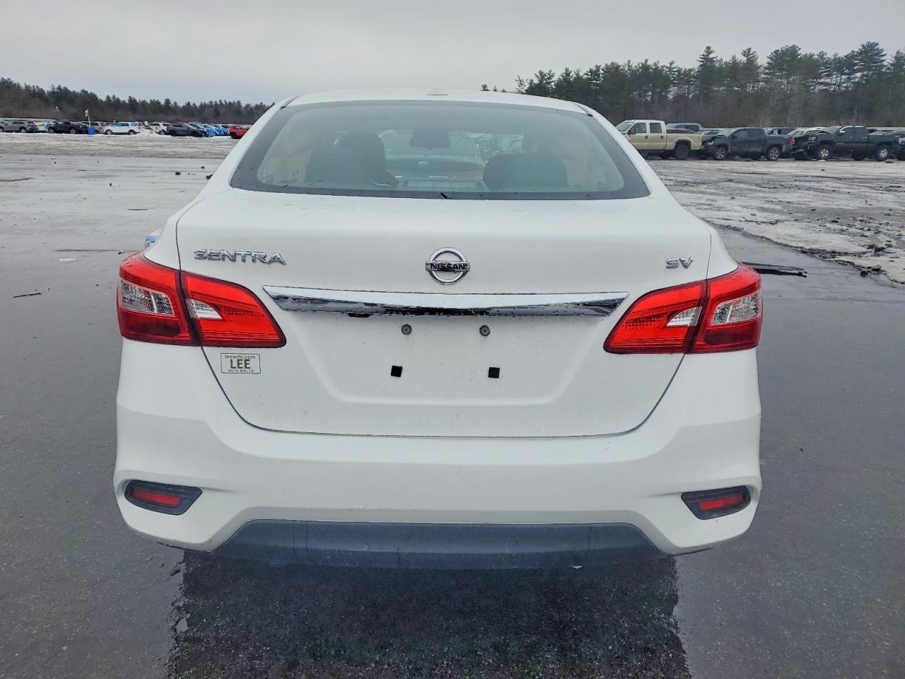 2019 NISSAN SENTRA S photo 6
