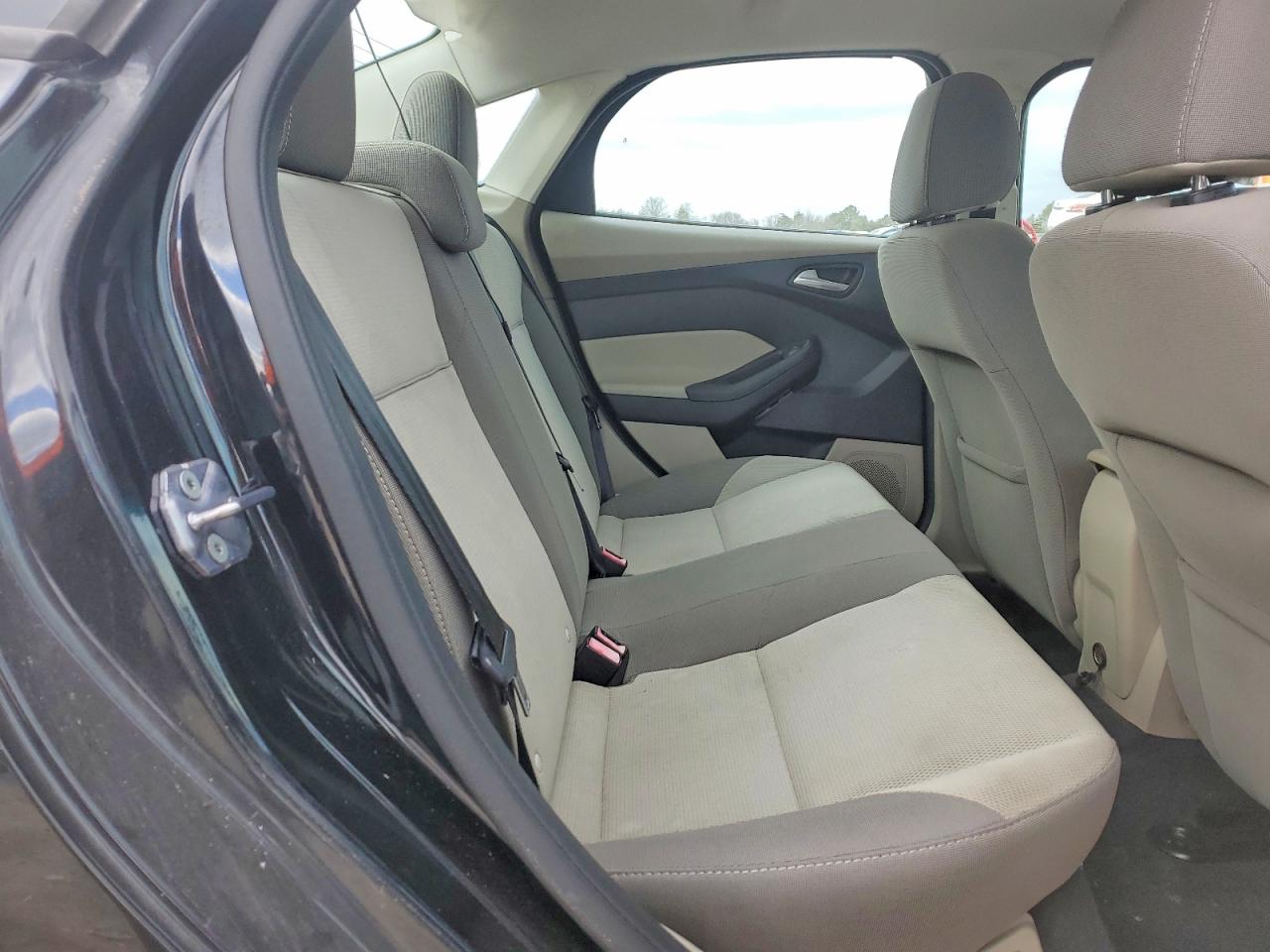 2013 FORD FOCUS SE photo 10