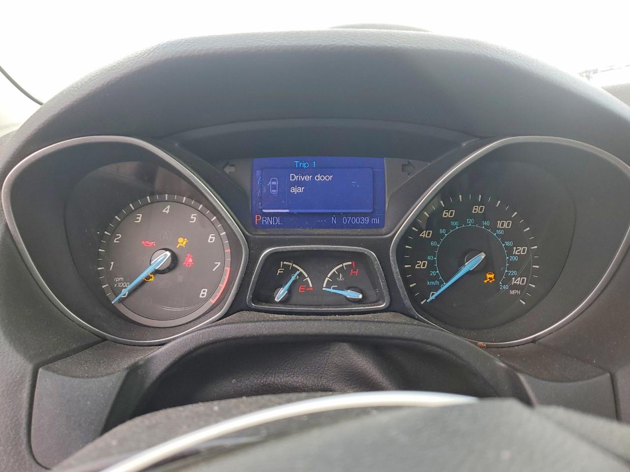 2013 FORD FOCUS SE photo 9