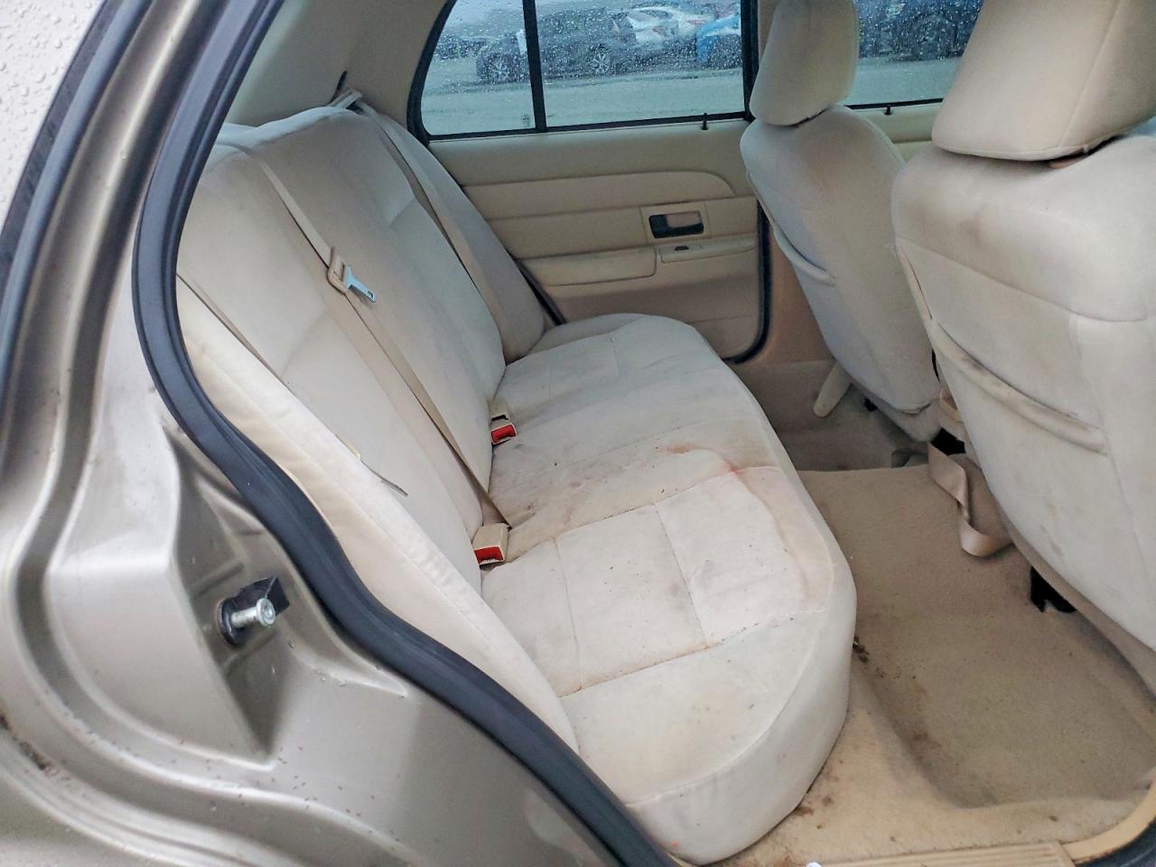 2006 FORD CROWN VICTORIA photo 10