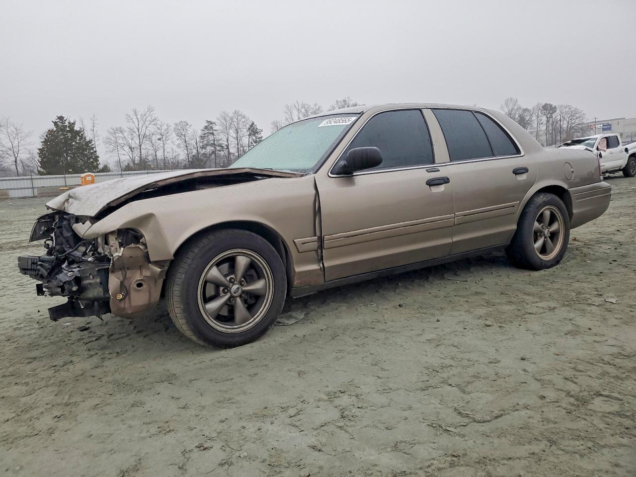 2006 FORD CROWN VICTORIA