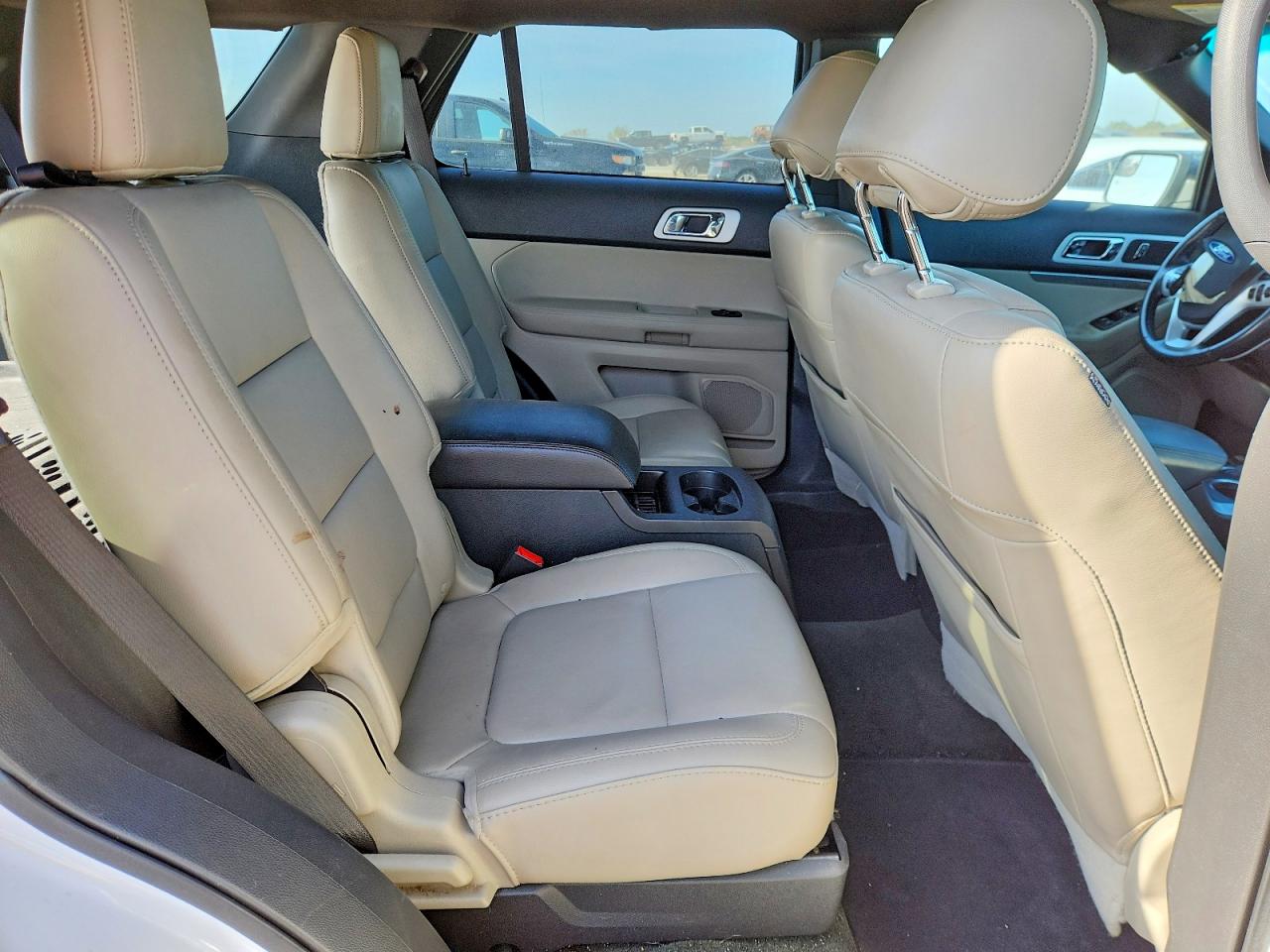 2013 FORD EXPLORER XLT photo 10
