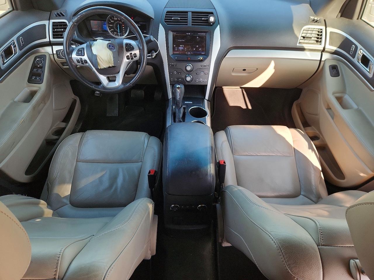2013 FORD EXPLORER XLT photo 8