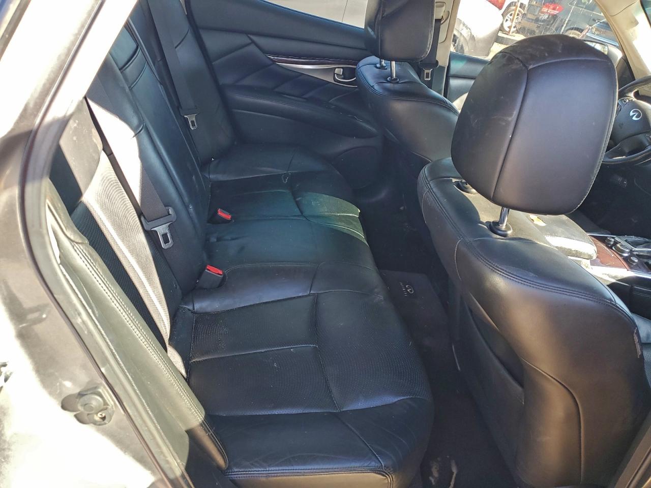 2012 INFINITI M37 photo 10