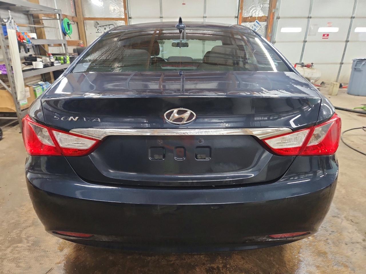 2011 HYUNDAI SONATA GLS photo 6