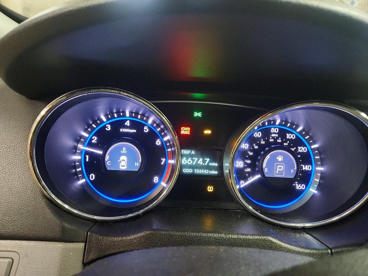 2011 HYUNDAI SONATA GLS photo 9