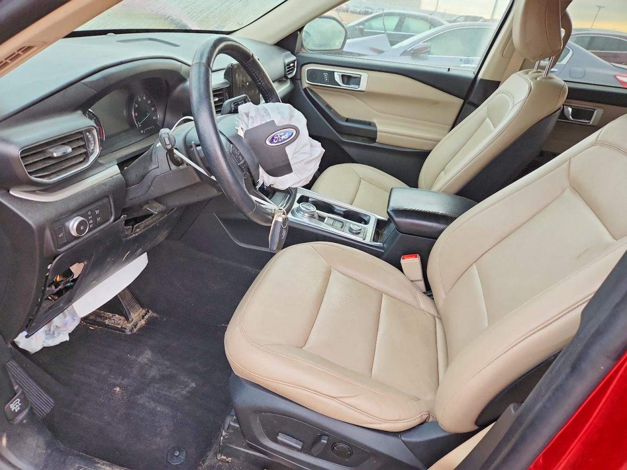 2020 FORD EXPLORER XLT photo 7