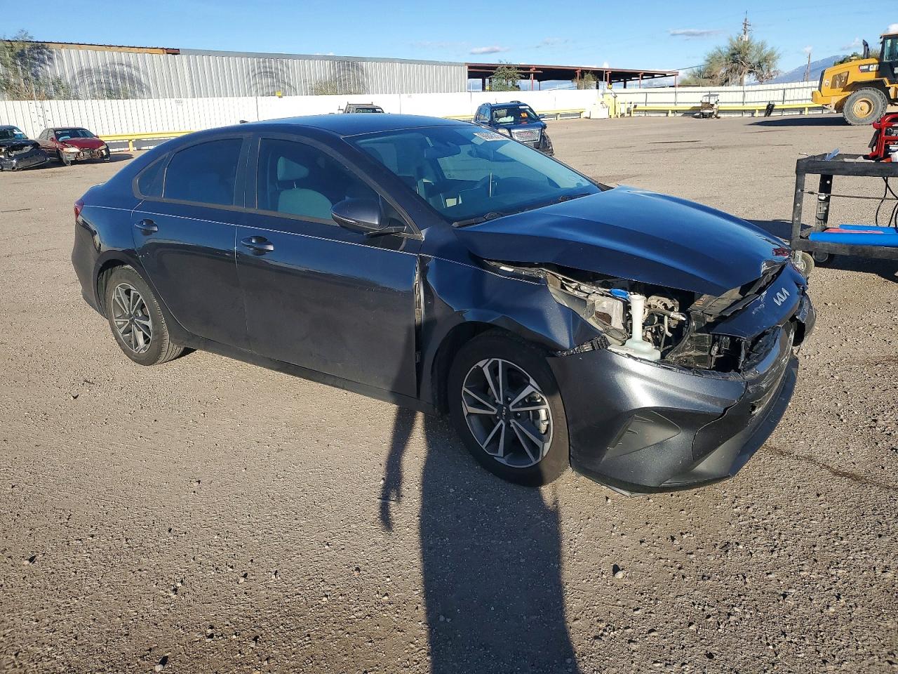 2023 KIA FORTE LX photo 4