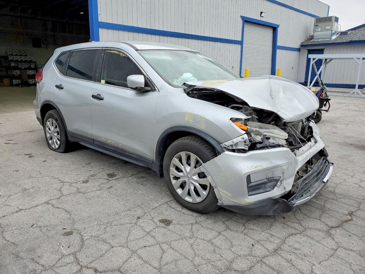 2020 NISSAN ROGUE S photo 4