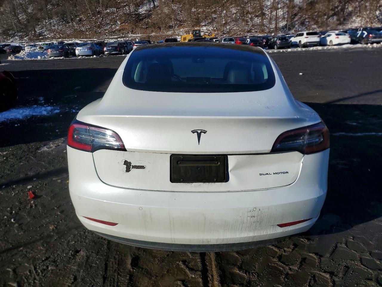 2022 TESLA MODEL 3 photo 6
