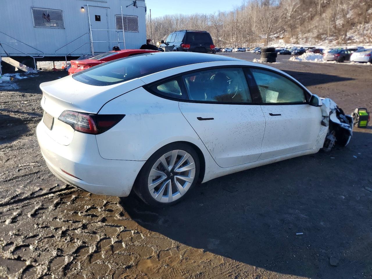 2022 TESLA MODEL 3 photo 3