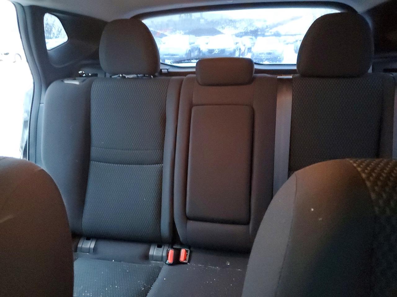 2018 NISSAN ROGUE SPORT S photo 19