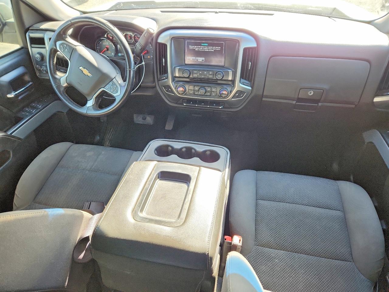 2017 CHEVROLET SILVERADO K1500 LT photo 8