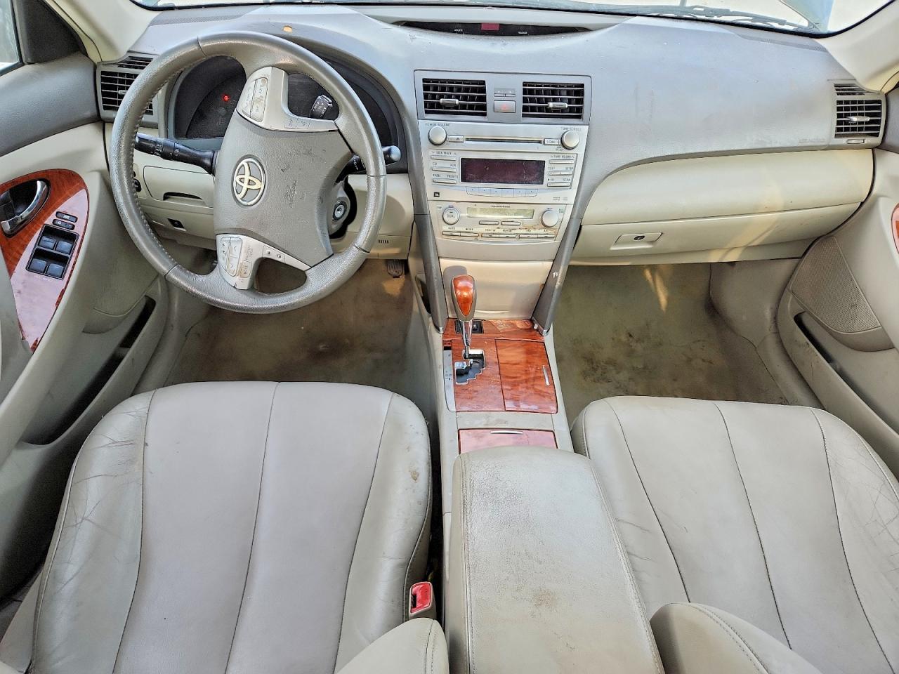 2011 TOYOTA CAMRY BASE photo 15