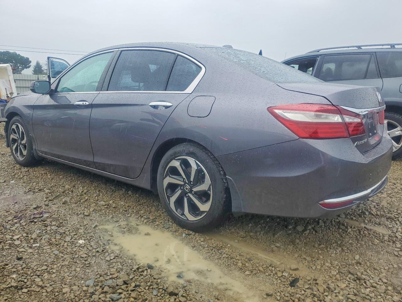 2016 HONDA ACCORD EX photo 2