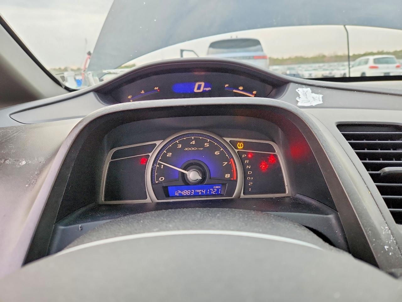 2011 HONDA CIVIC LX photo 9