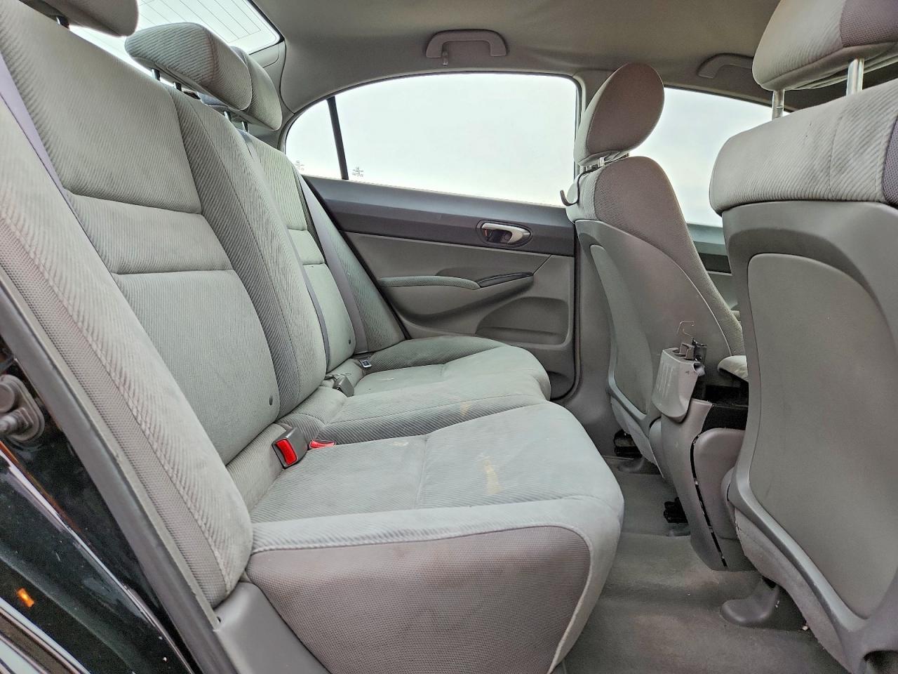 2011 HONDA CIVIC LX photo 10