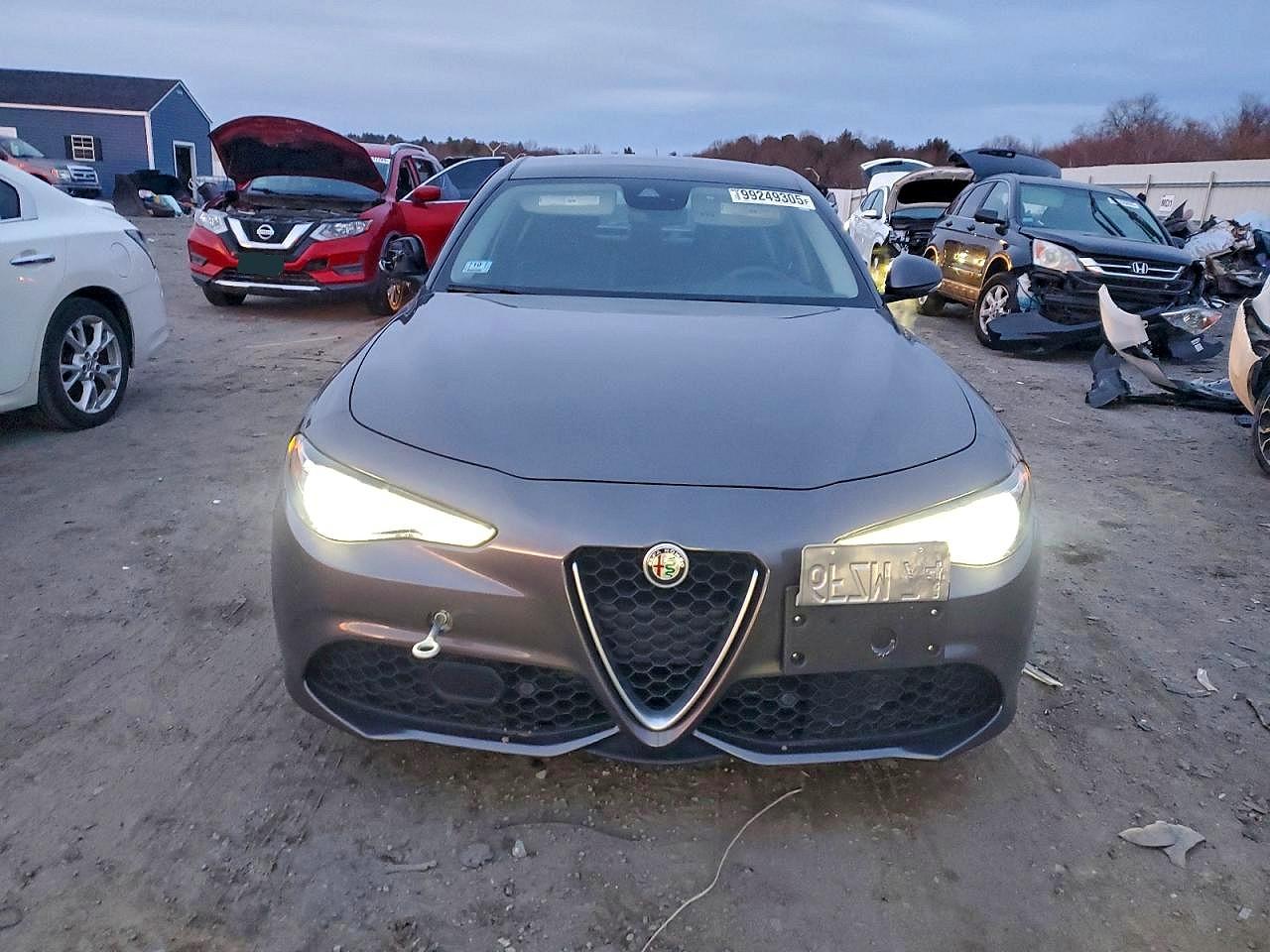 2017 ALFA ROMEO GIULIA TI Q4 photo 5