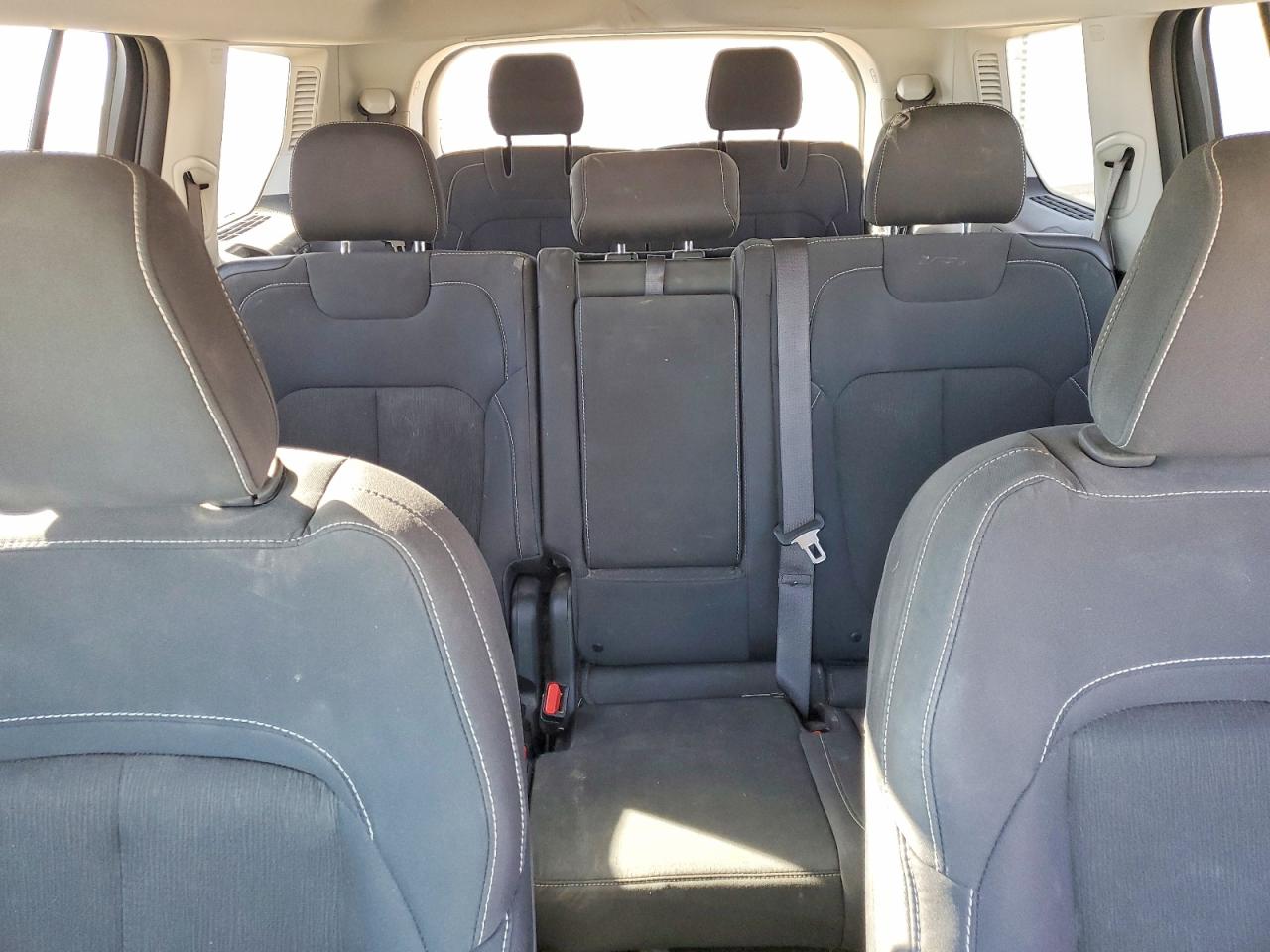 2024 JEEP GRAND CHEROKEE L LAREDO photo 10