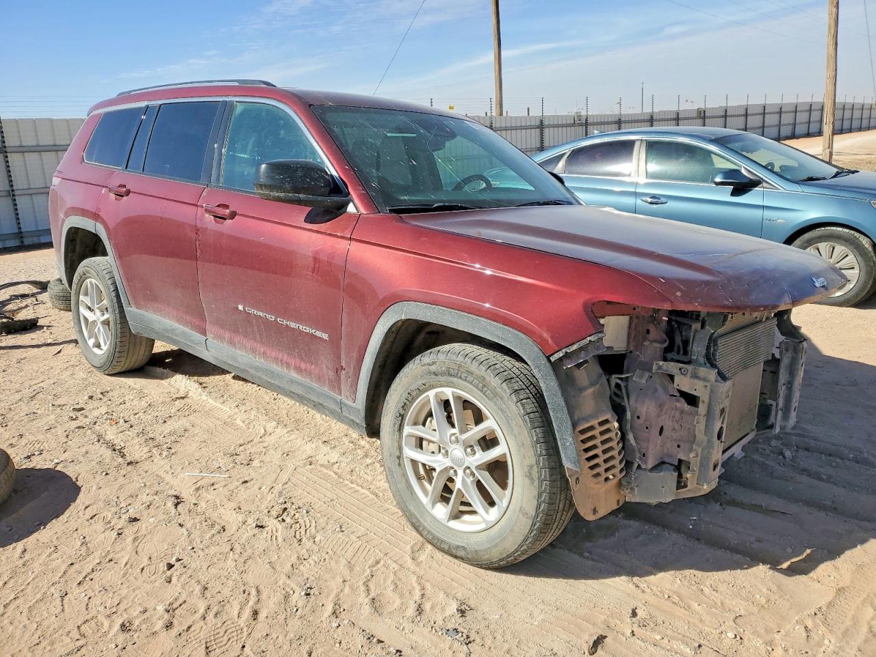 2024 JEEP GRAND CHEROKEE L LAREDO photo 4